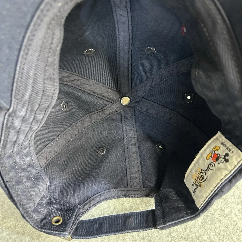 WALT DISNEY WORLD Navy Blue Strap Back Baseball Cap Red Embroidered Mickey Mouse